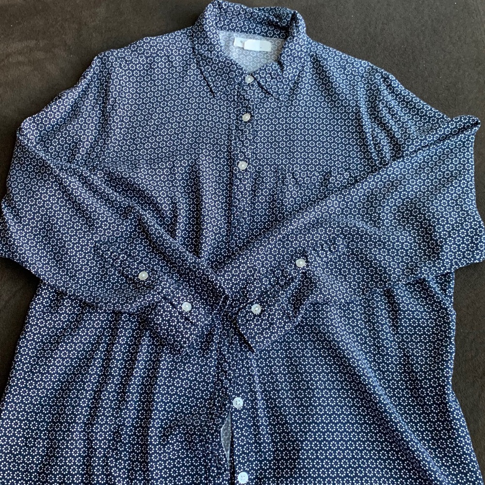 Blue paisley flower button long sleeved shirt